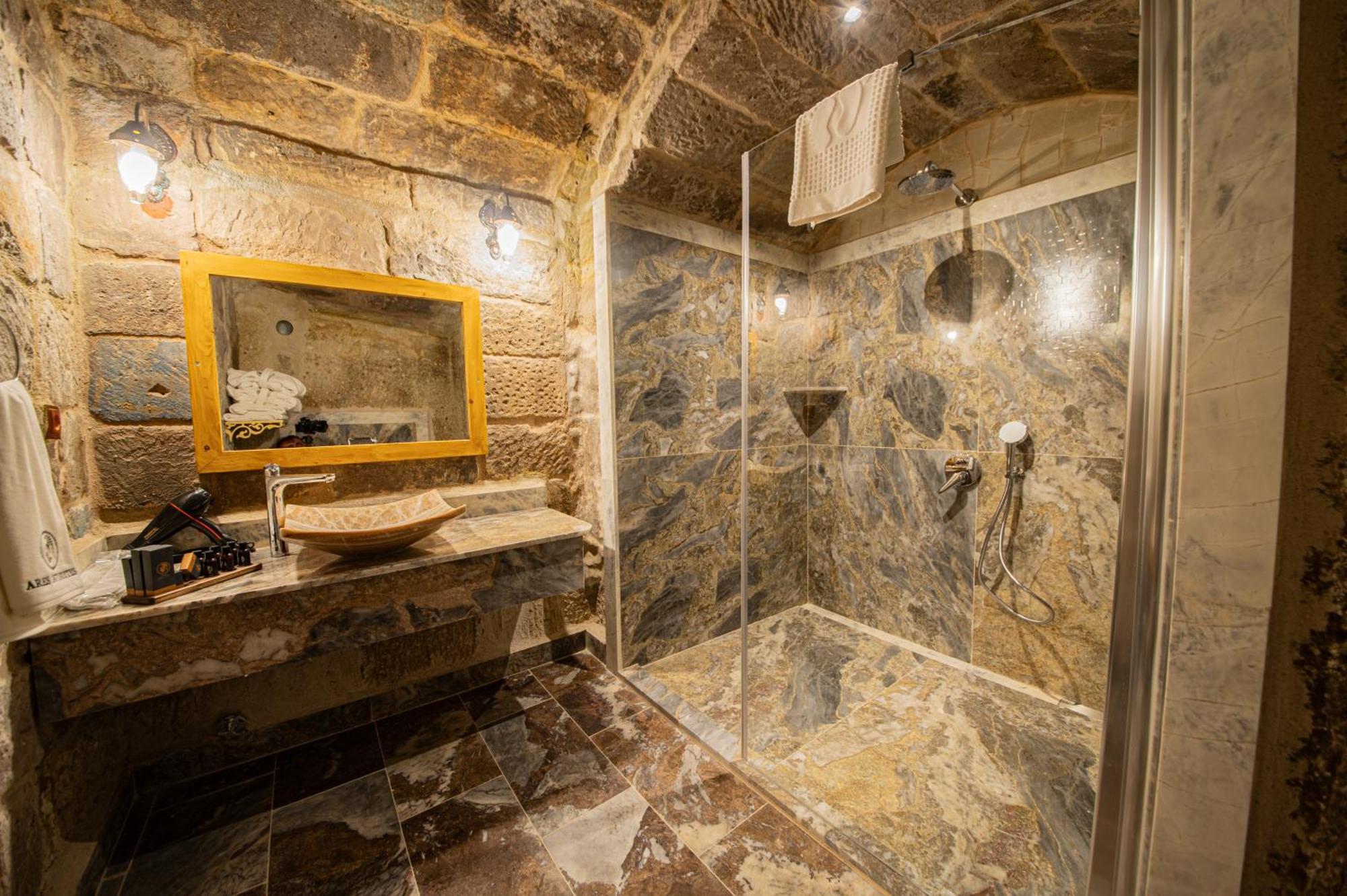 Ares Cave Suites ギョレメ エクステリア 写真